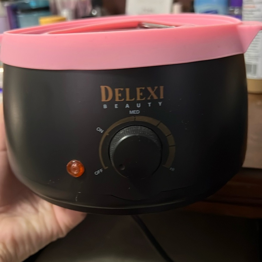 Delexi Wax Burner & Waxing Kit & Accessories